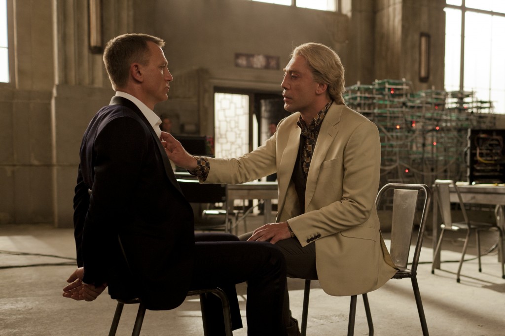 Daniel Craig (left) and Javier Bardem star in Metro-Goldwyn-Mayer Pictures/Columbia Pictures/EON Productionsâ action adventure SKYFALL.