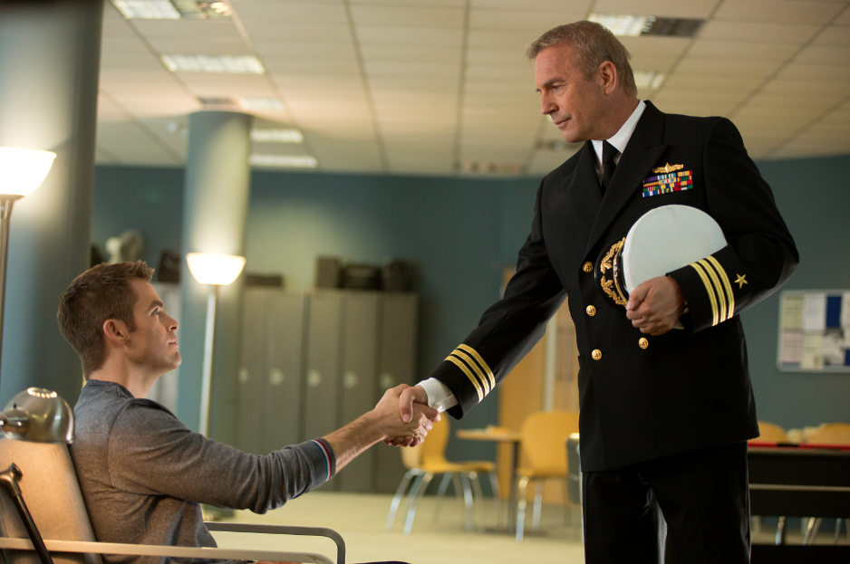 Kevin Costner mentor de Chris Pine en la Operación Sombra. “Jack Ryan: Shadow Recruit”.