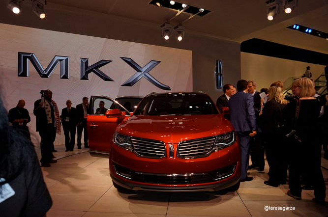 #FordNAIAS 2015: La presentación del Lincoln MKX una experiencia de lujo.